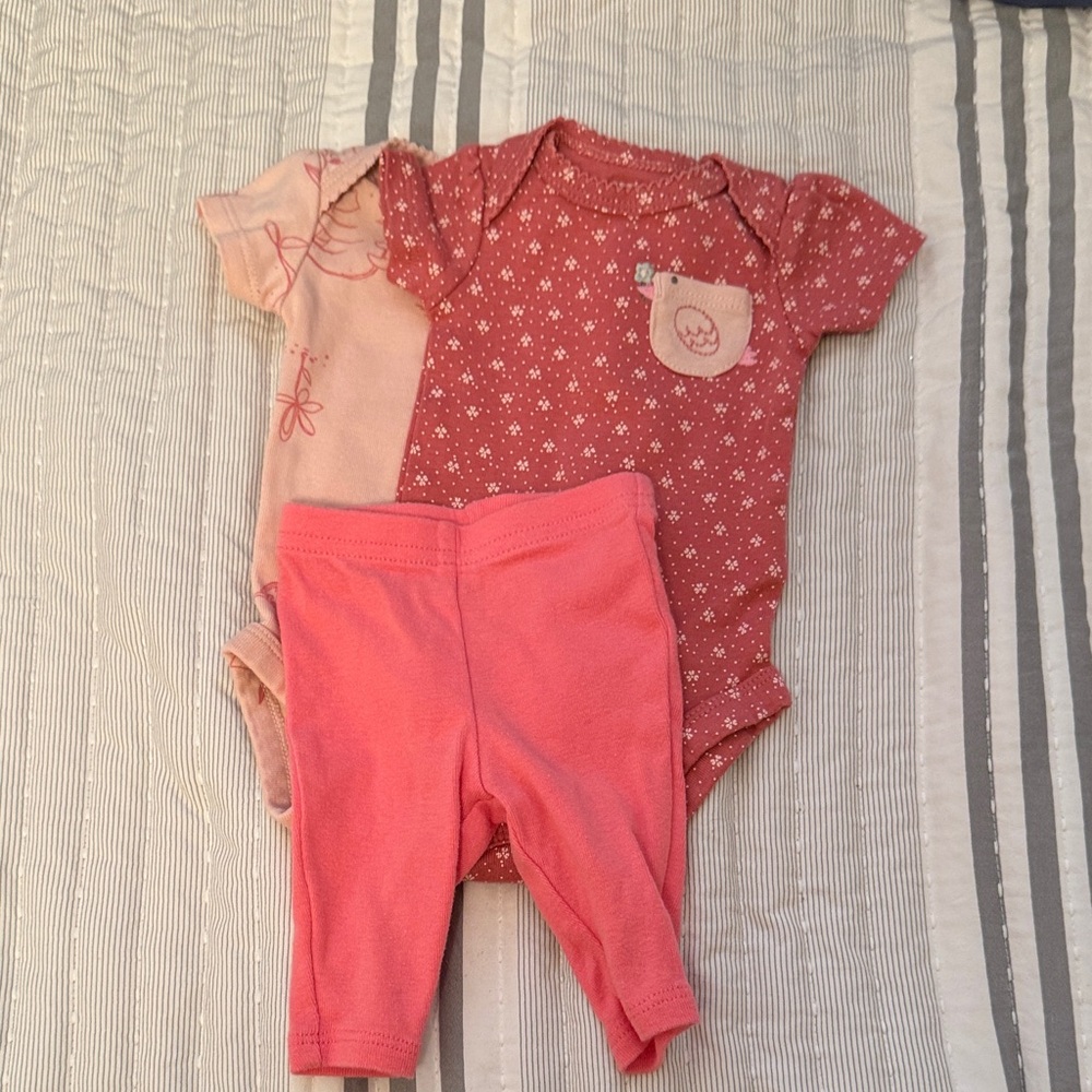 Carter's Coral Baby Onesie set